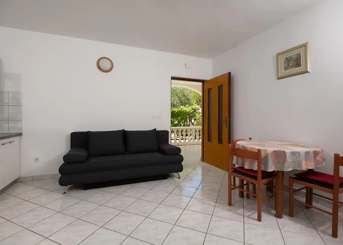 Apartment Four Olives