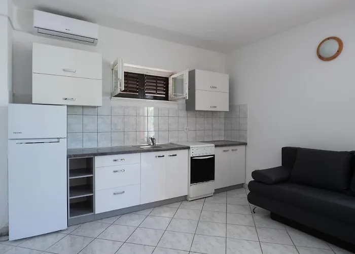 Apartment Four Olives Turanj