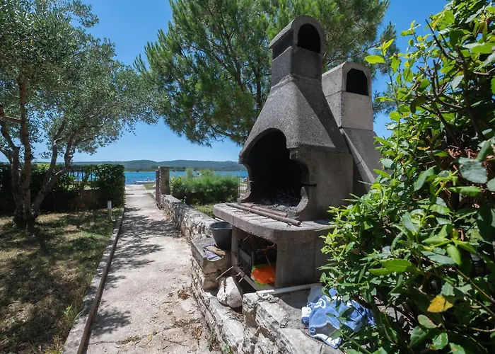Four Olives Turanj